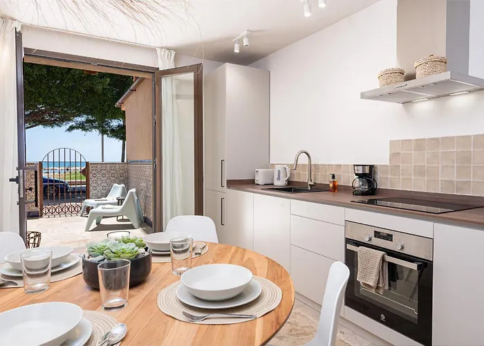 Banda Del Mar Suites By Solaga Holiday Homes